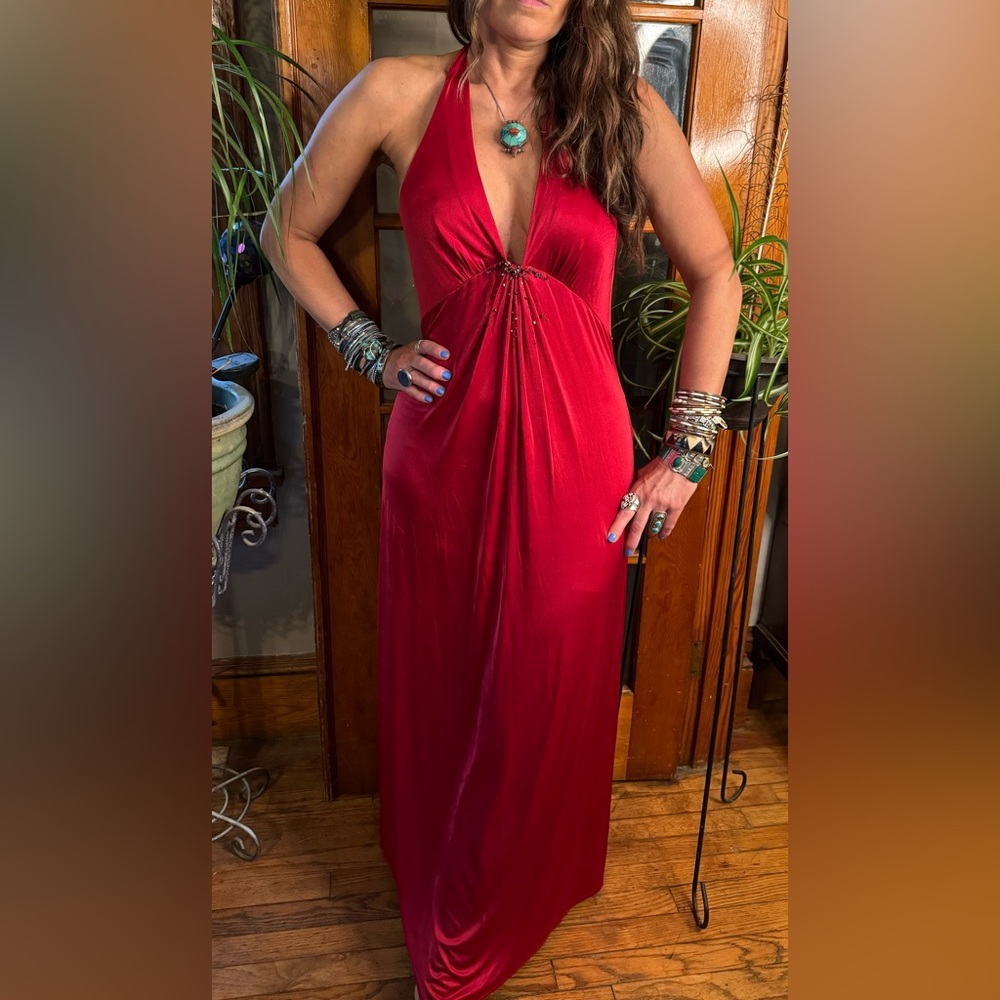 BCBG  Max Azria Scarlet Halter Gown Sz M‎